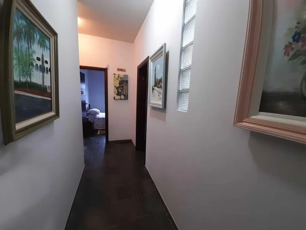 Casa, 4 quartos, 229 m² - Foto 1