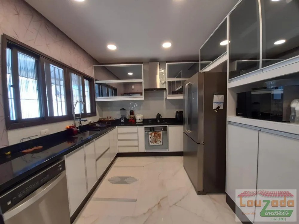 Sobrado, 5 quartos, 311 m² - Foto 7