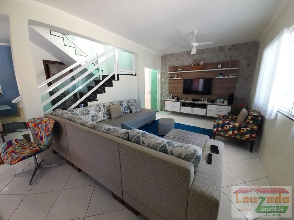 Sobrado, 3 quartos, 223 m² - Foto 1