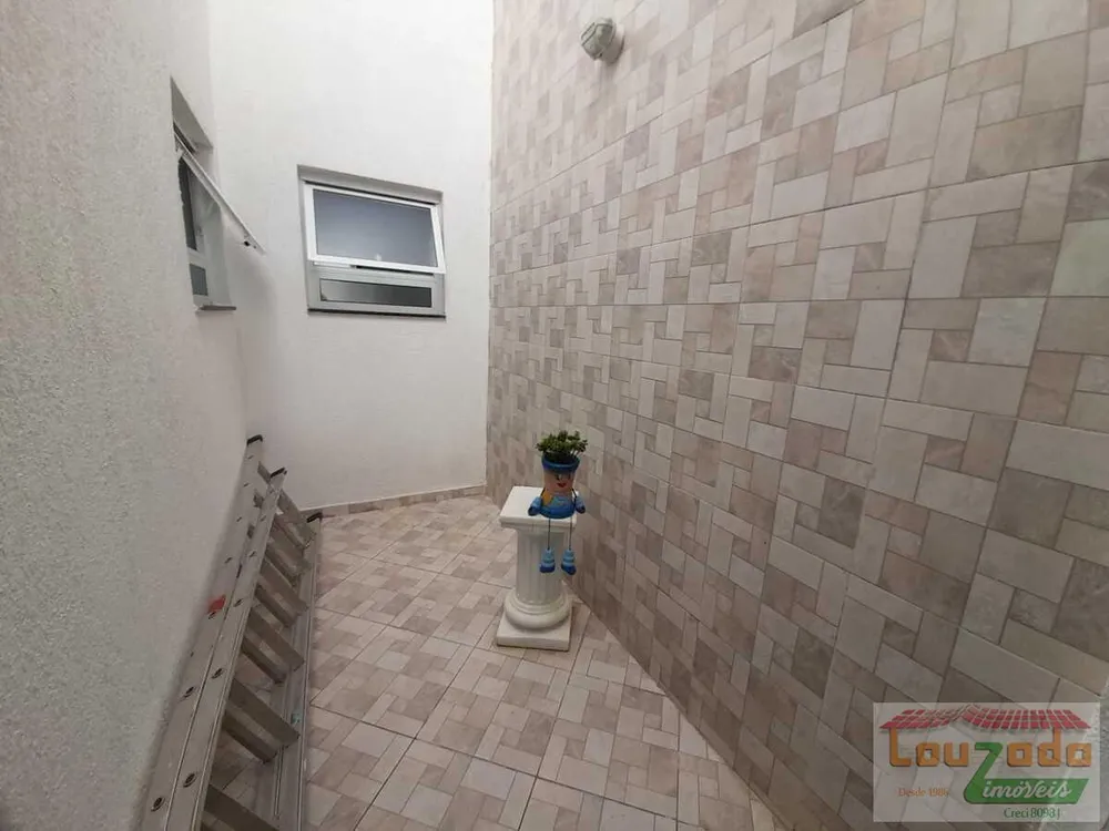 Sobrado, 3 quartos, 223 m² - Foto 4