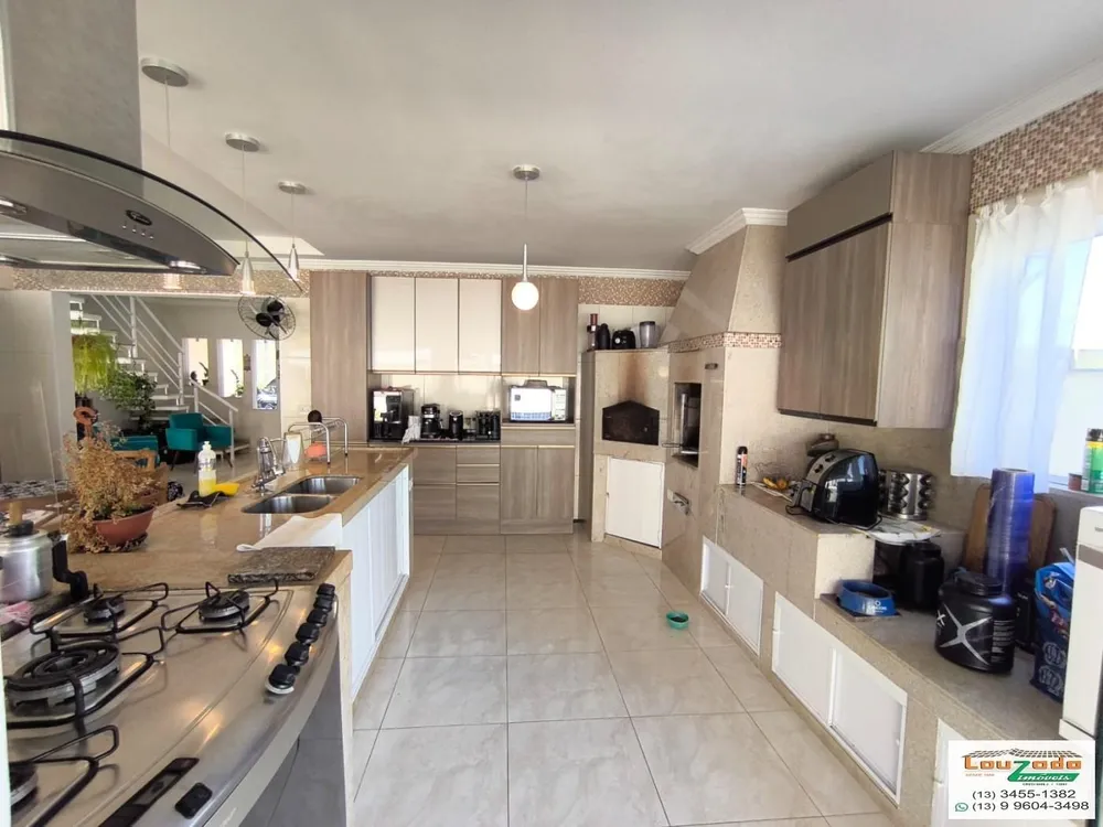 Sobrado, 5 quartos, 275 m² - Foto 2
