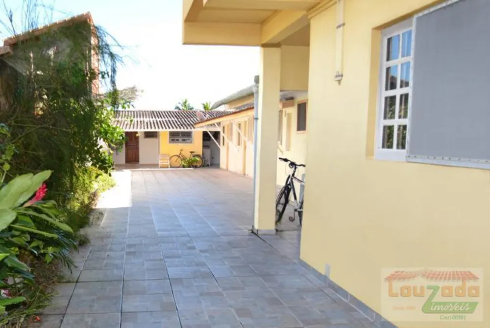 Sobrado, 12 quartos, 250 m² - Foto 13