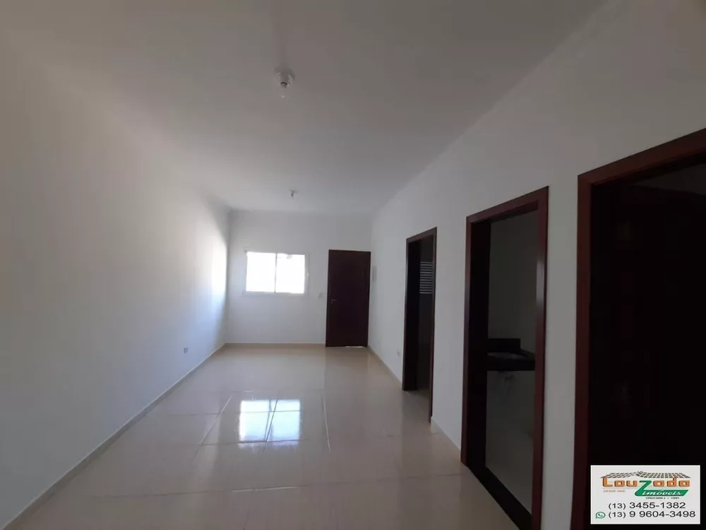 Casa à venda com 2 quartos, 128m² - Foto 2