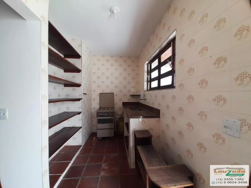 Casa à venda com 2 quartos, 250m² - Foto 2