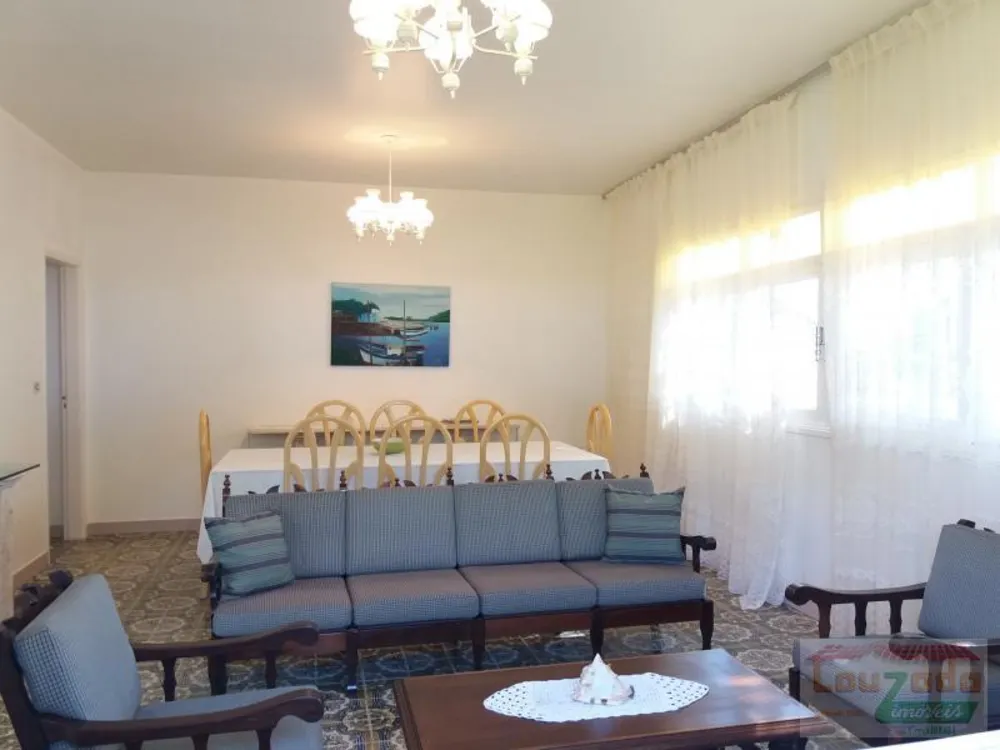 Casa, 4 quartos, 207 m² - Foto 2