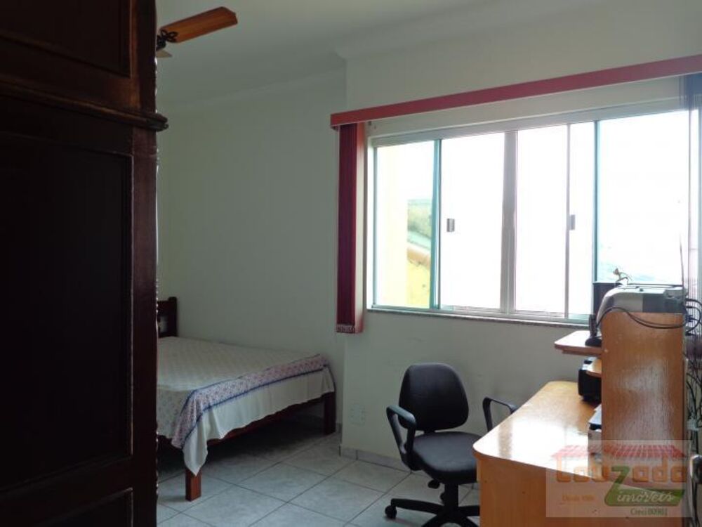 Sobrado, 3 quartos, 246 m² - Foto 1