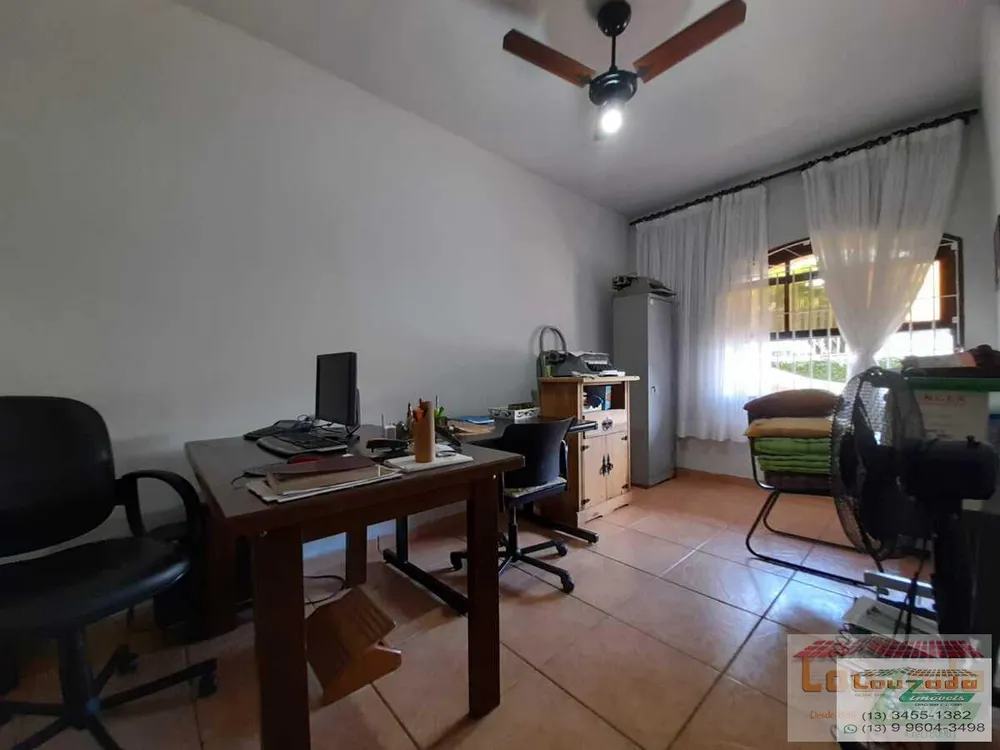 Casa, 4 quartos, 216 m² - Foto 1