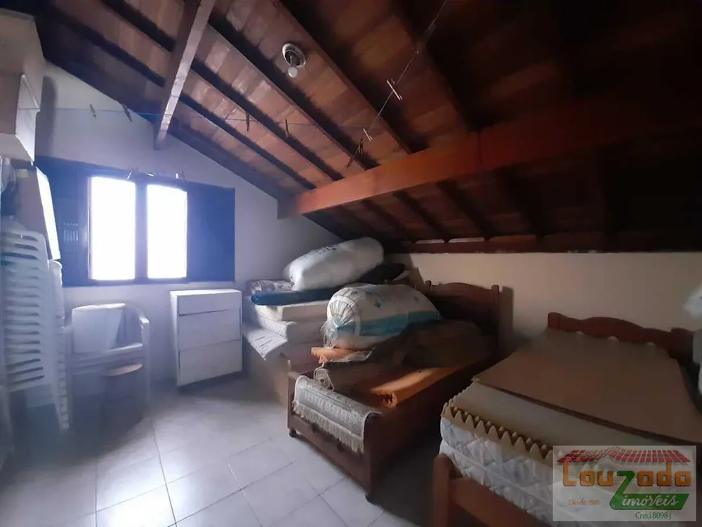 Casa, 7 quartos, 291 m² - Foto 4