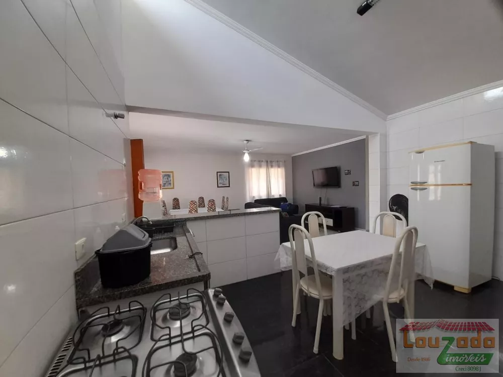 Casa para alugar com 4 quartos, 460m² - Foto 13