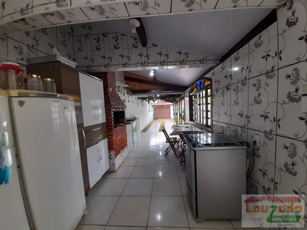 Casa, 3 quartos, 180 m² - Foto 3