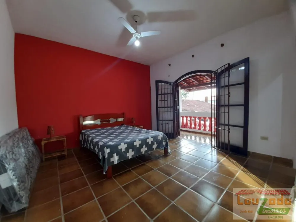 Casa, 3 quartos, 180 m² - Foto 1