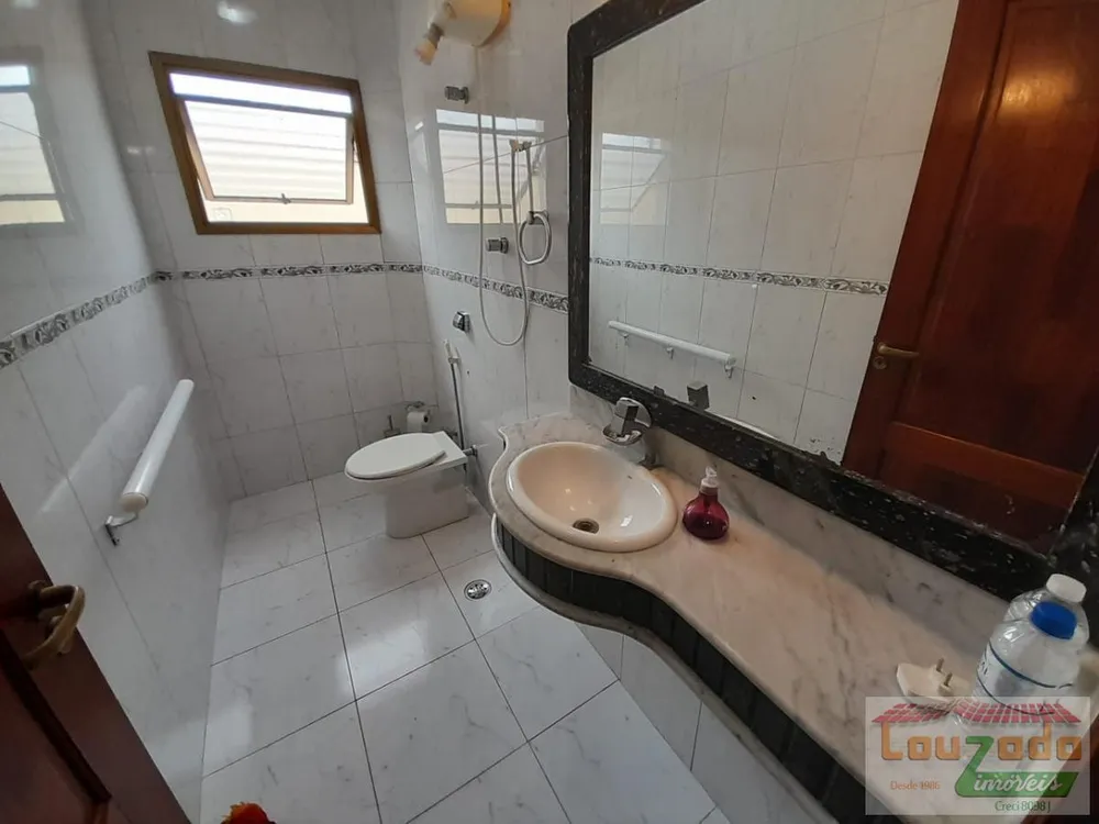 Sobrado, 4 quartos, 436 m² - Foto 1