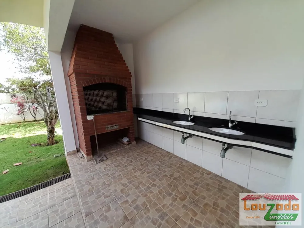 Casa, 3 quartos, 246 m² - Foto 2