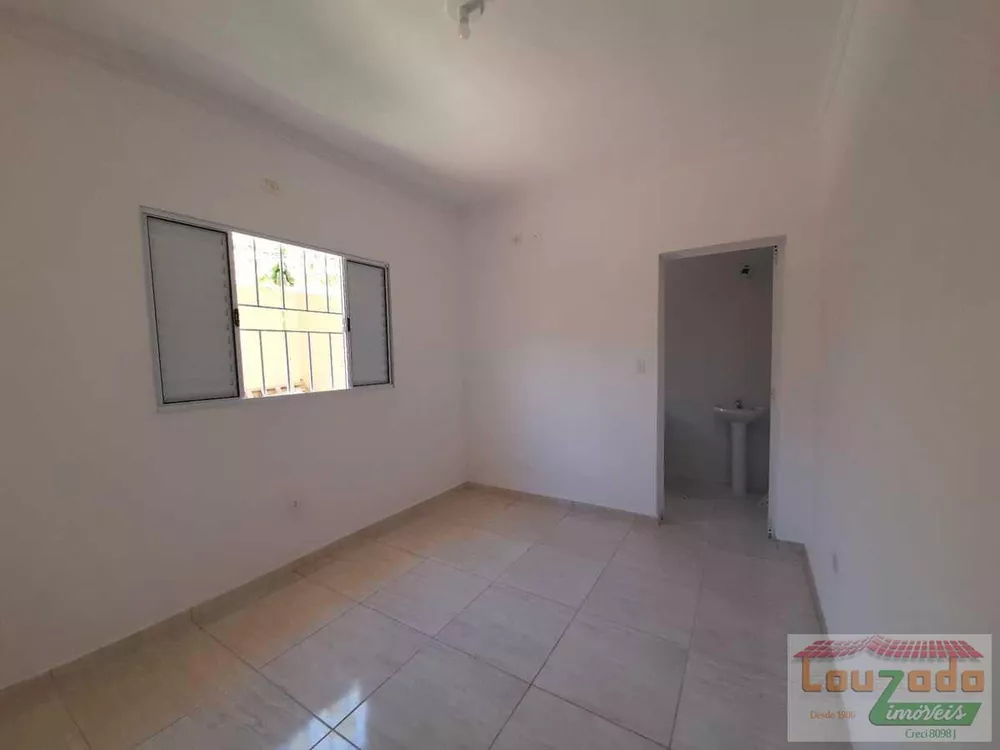 Casa à venda com 3 quartos, 180m² - Foto 15