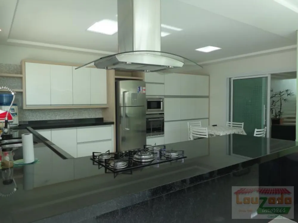 Sobrado, 3 quartos, 250 m² - Foto 4