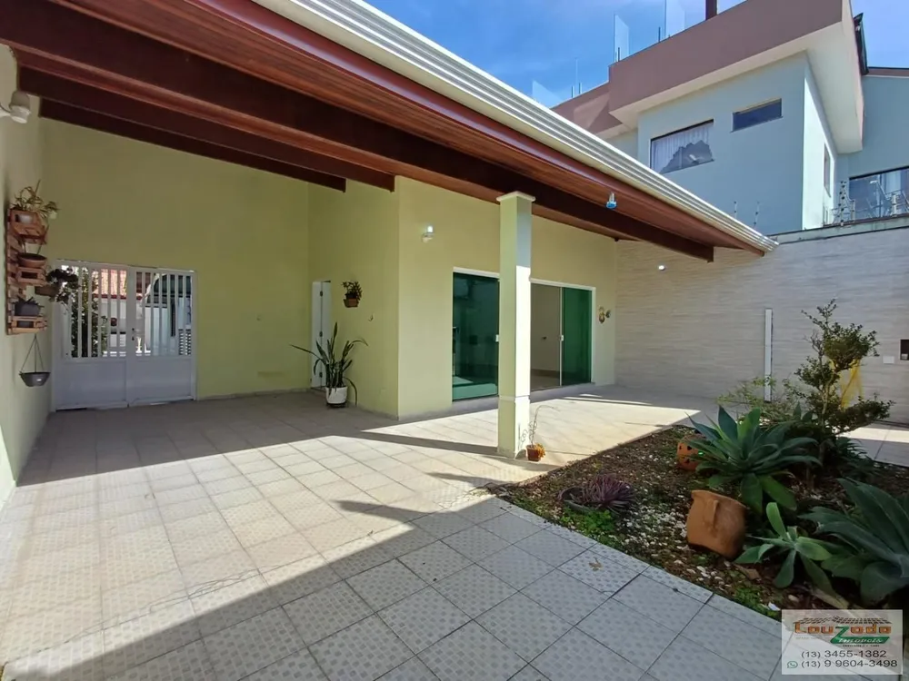 Casa, 3 quartos, 218 m² - Foto 2