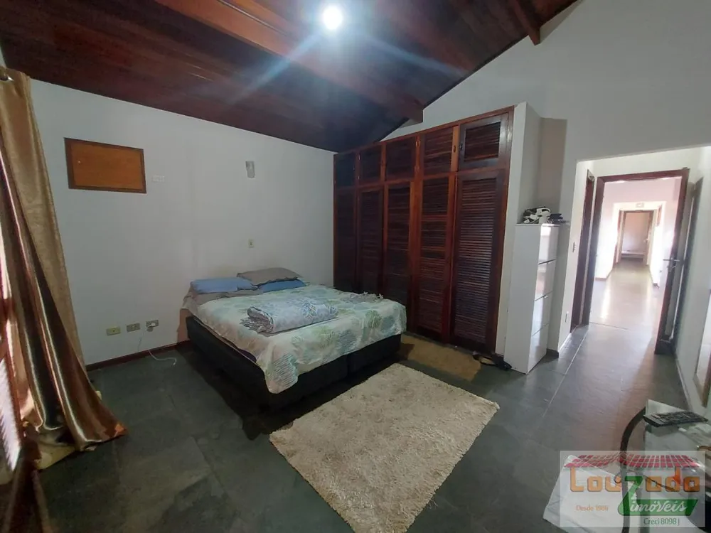 Casa, 5 quartos, 240 m² - Foto 10
