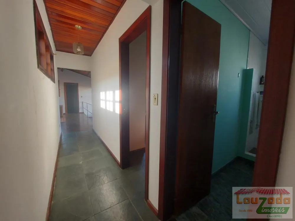 Casa, 5 quartos, 240 m² - Foto 2