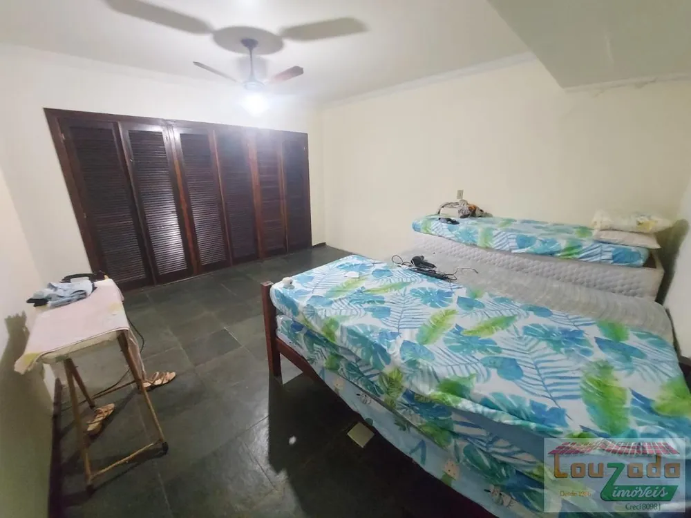 Casa, 5 quartos, 240 m² - Foto 3