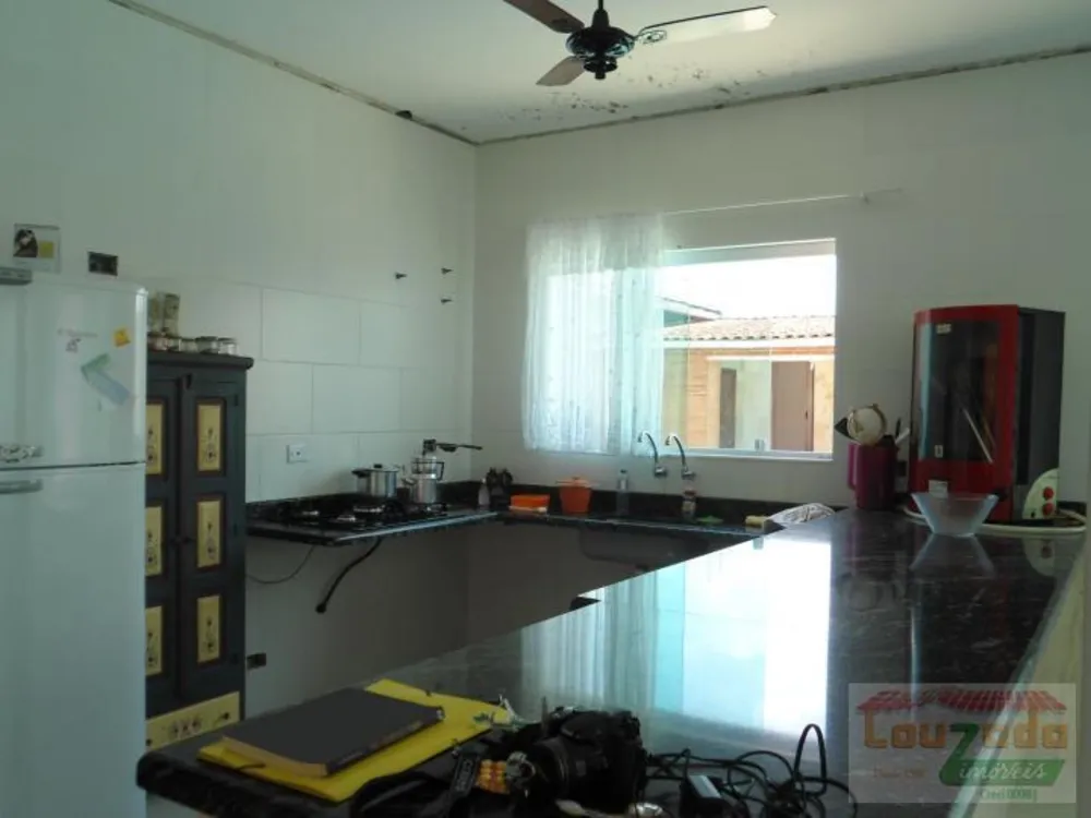 Casa, 3 quartos, 220 m² - Foto 12