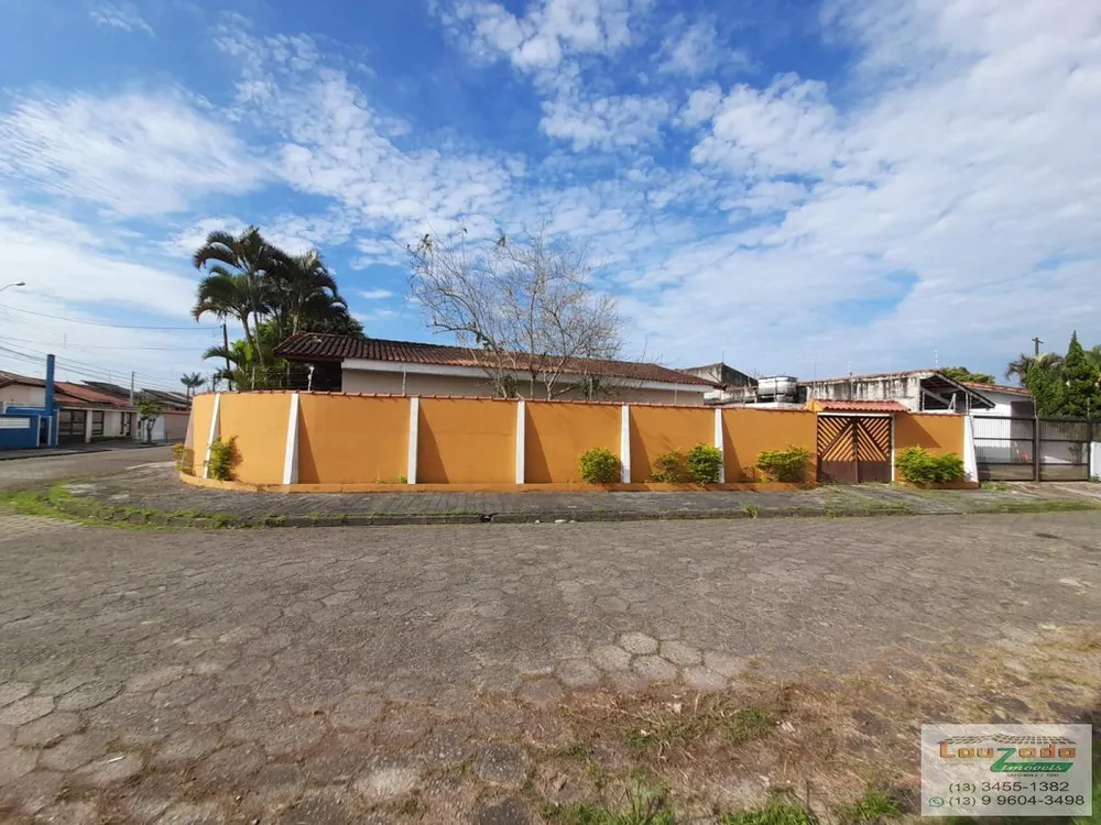 Casa, 4 quartos, 174 m² - Foto 1