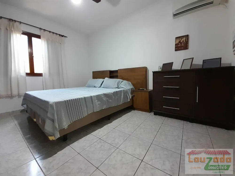 Casa, 3 quartos, 180 m² - Foto 2