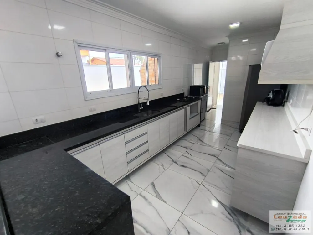 Casa, 3 quartos, 193 m² - Foto 1
