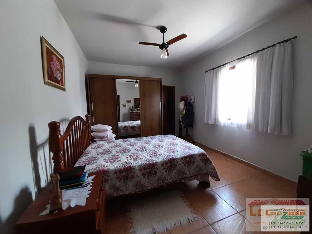 Casa à venda com 4 quartos, 450m² - Foto 4