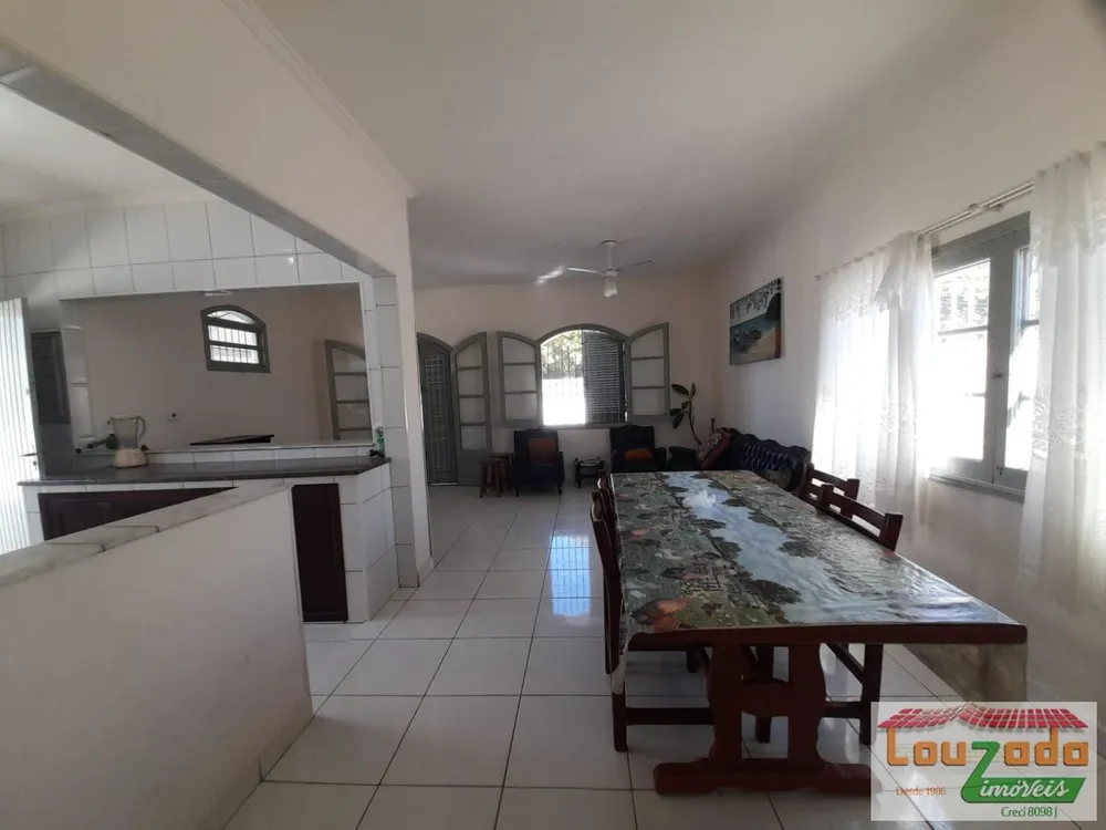 Casa, 3 quartos, 143 m² - Foto 3