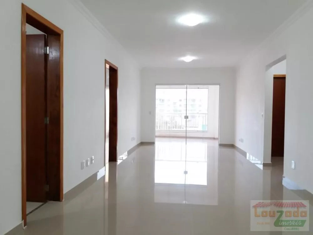 Apartamento à venda com 3 quartos, 125m² - Foto 4