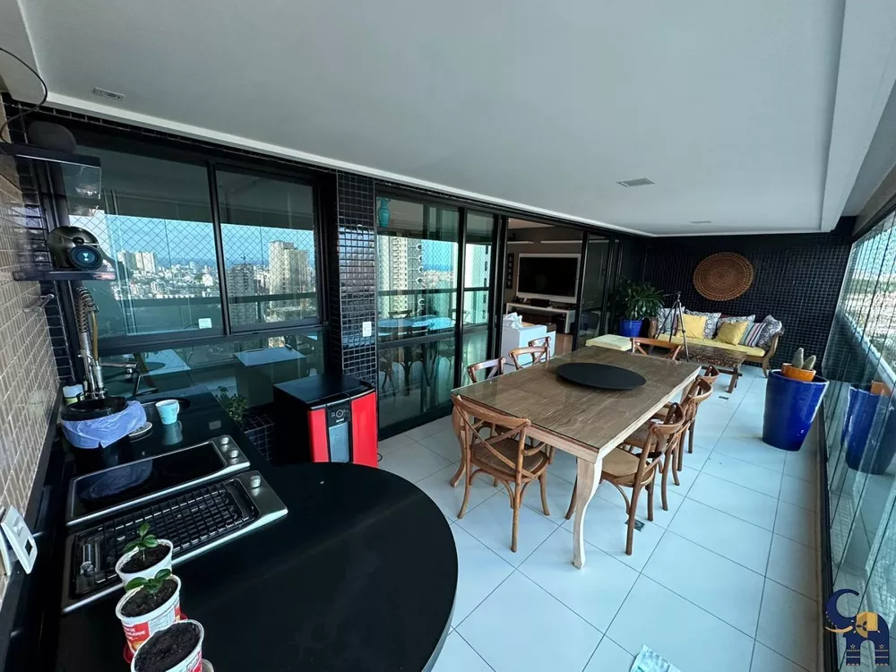 Apartamento à venda com 4 quartos, 235m² - Foto 1