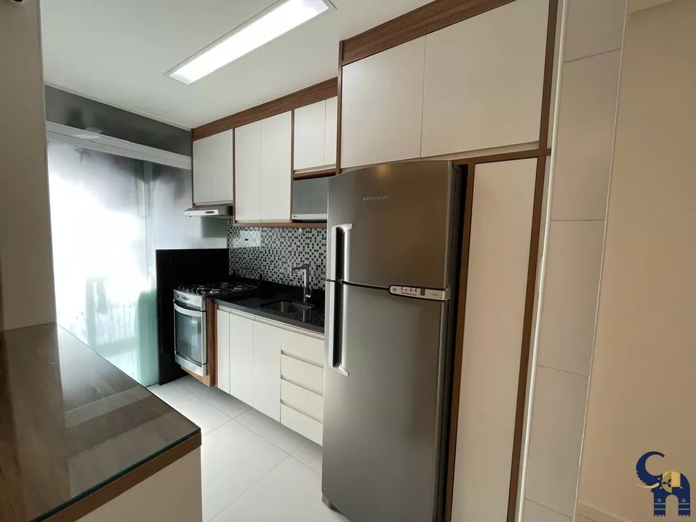 Apartamento à venda com 2 quartos, 60m² - Foto 8