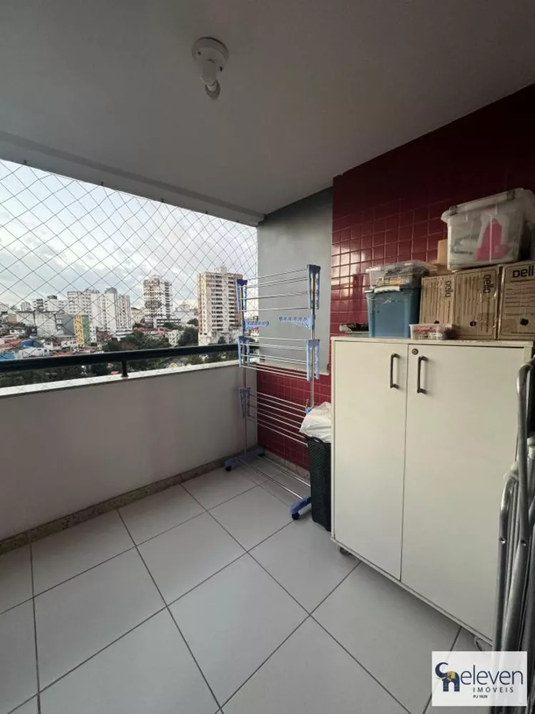 Apartamento à venda com 2 quartos, 68m² - Foto 2