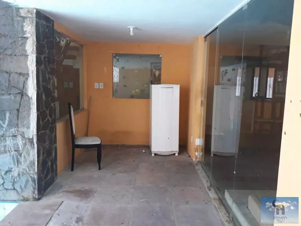 Casa à venda com 5 quartos, 370m² - Foto 4