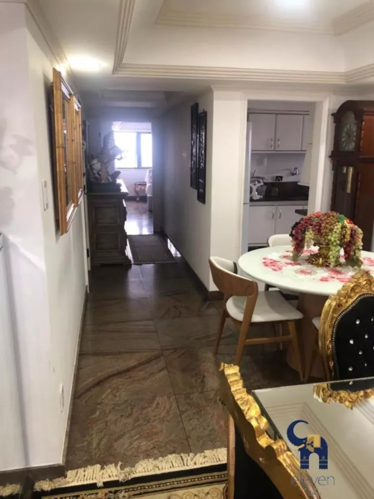 Apartamento à venda com 2 quartos, 140m² - Foto 3