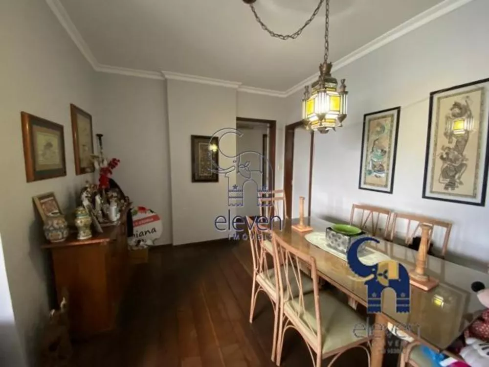 Apartamento à venda com 3 quartos, 137m² - Foto 3