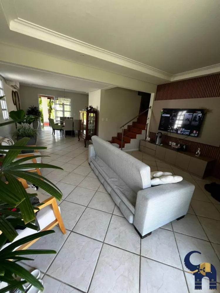 Casa à venda com 4 quartos, 200m² - Foto 6