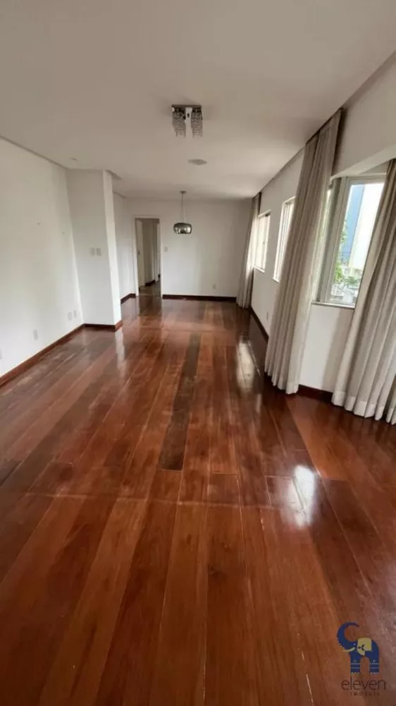 Apartamento à venda com 3 quartos, 140m² - Foto 19