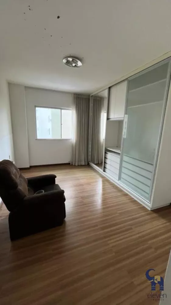 Apartamento à venda com 3 quartos, 140m² - Foto 11