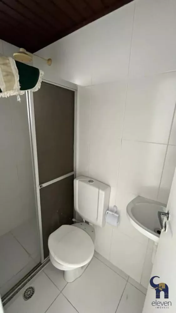 Apartamento à venda com 3 quartos, 140m² - Foto 4