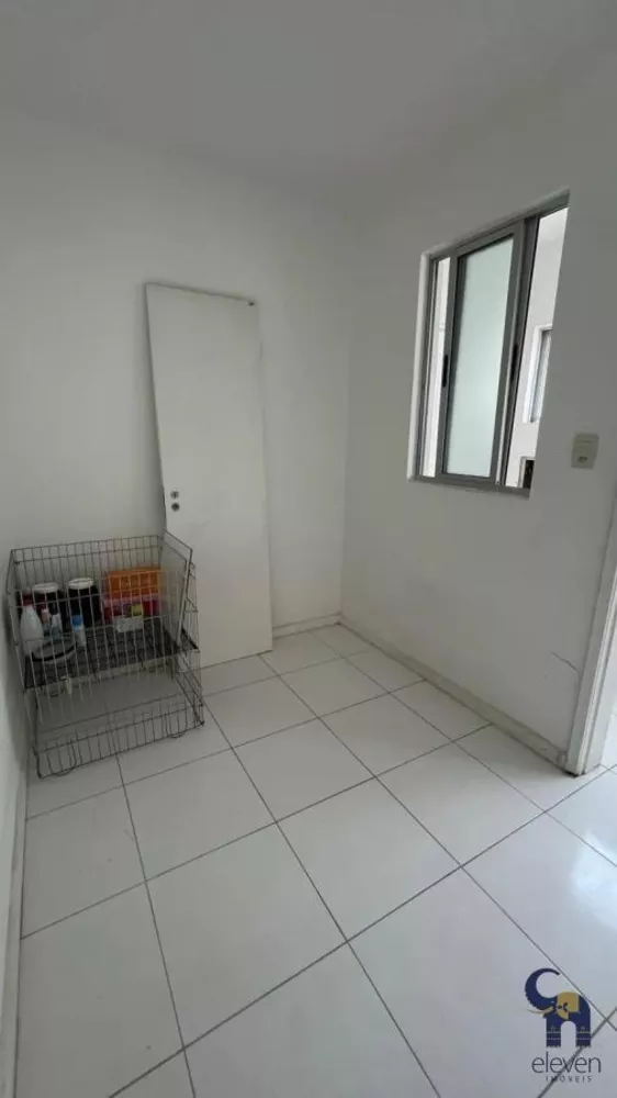 Apartamento à venda com 3 quartos, 140m² - Foto 3