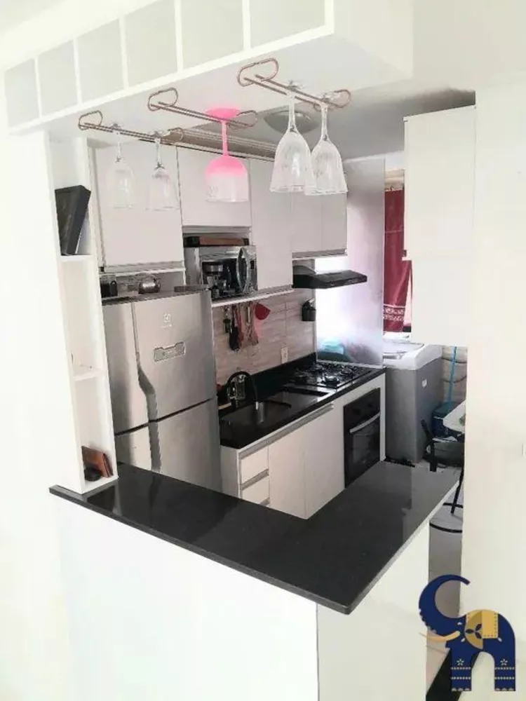 Apartamento à venda com 2 quartos, 45m² - Foto 4