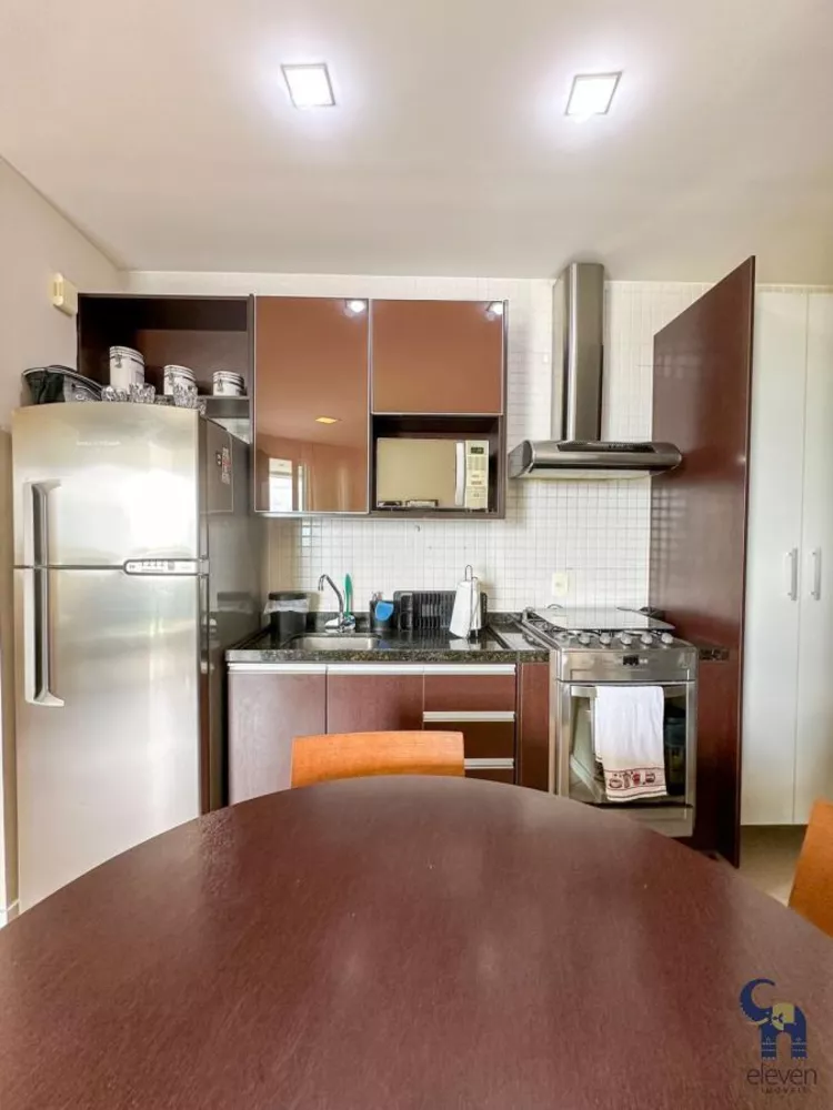 Apartamento à venda com 2 quartos, 63m² - Foto 3