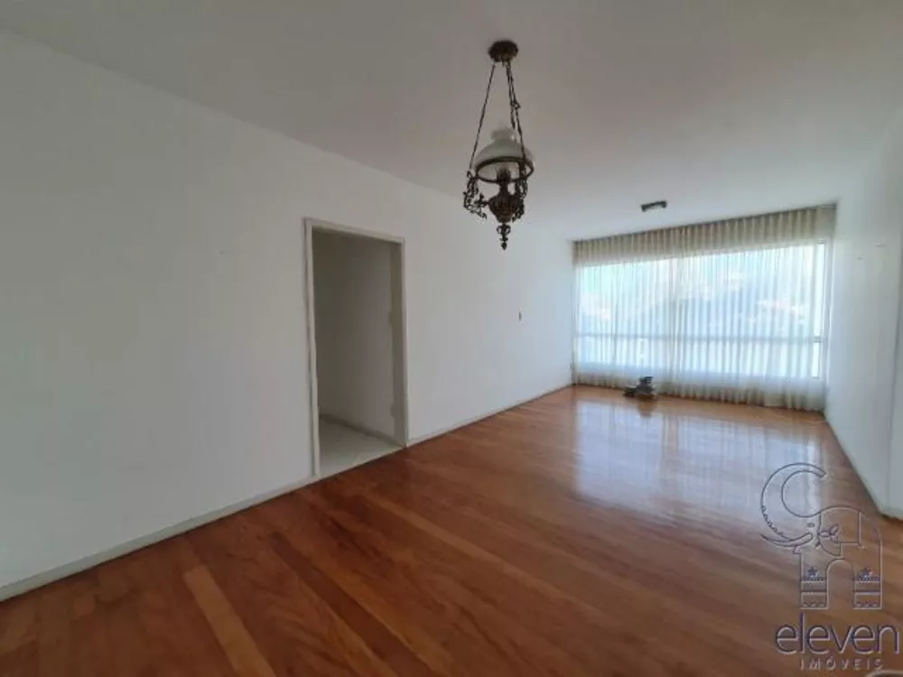 Apartamento à venda com 3 quartos, 154m² - Foto 4