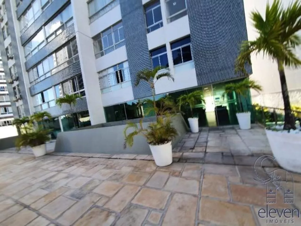 Apartamento à venda com 3 quartos, 154m² - Foto 2