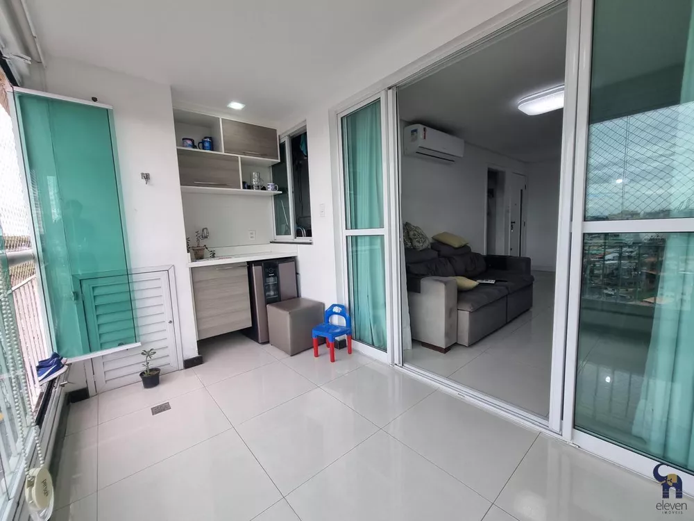 Apartamento à venda com 2 quartos, 75m² - Foto 7