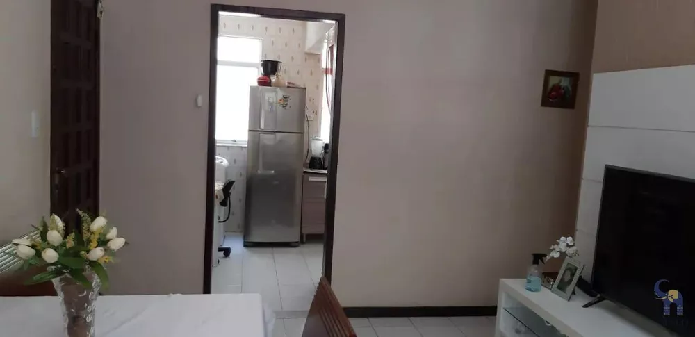 Apartamento à venda com 3 quartos, 90m² - Foto 3