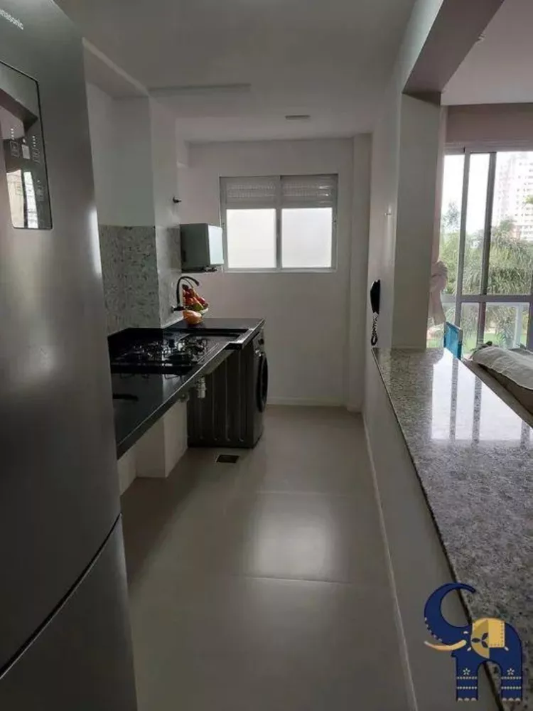 Apartamento à venda com 2 quartos, 56m² - Foto 3