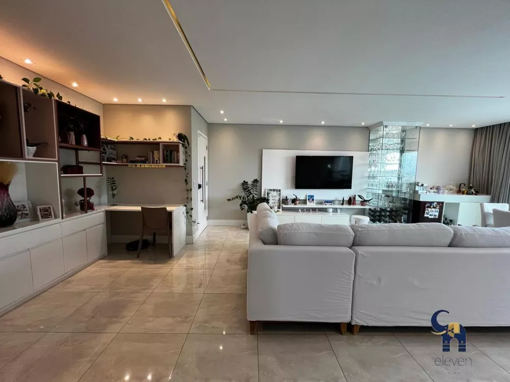 Apartamento à venda com 2 quartos, 83m² - Foto 3