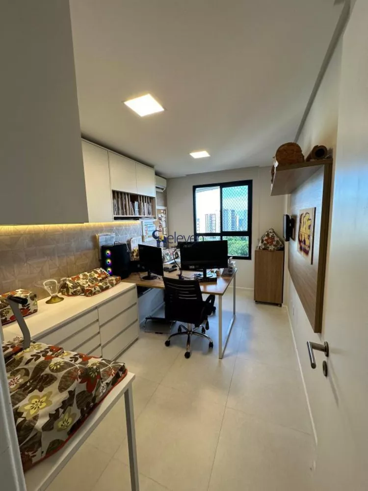 Apartamento à venda com 4 quartos - Foto 6